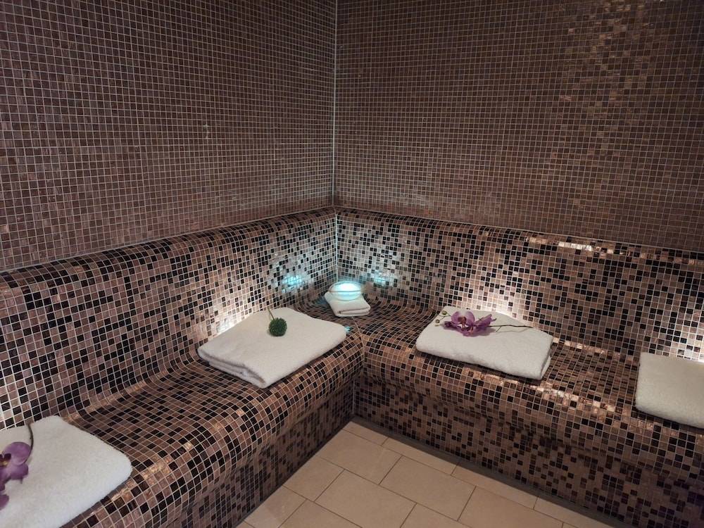 Steam room