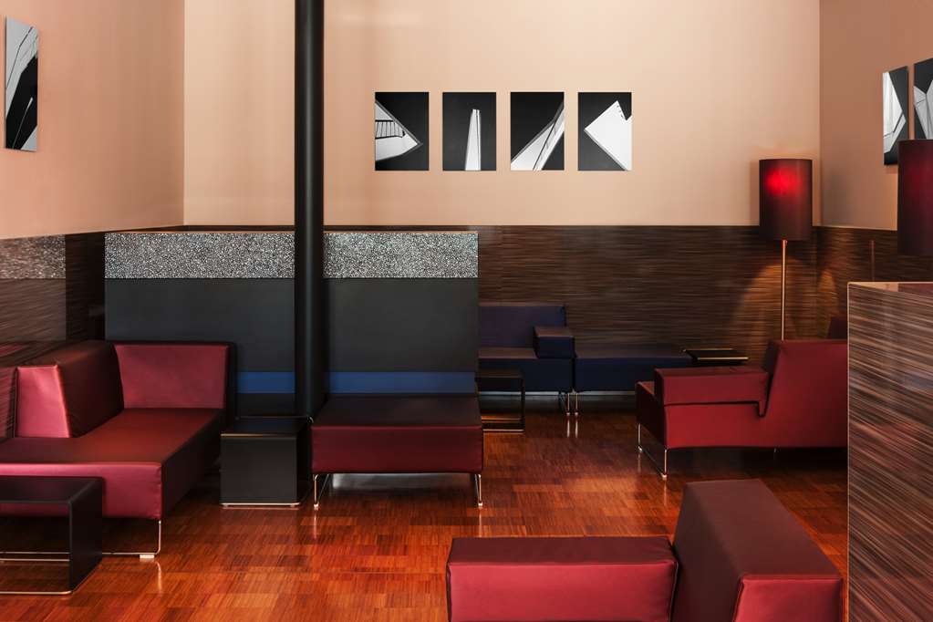 IntercityHotel Mannheim, Germany - Lounge