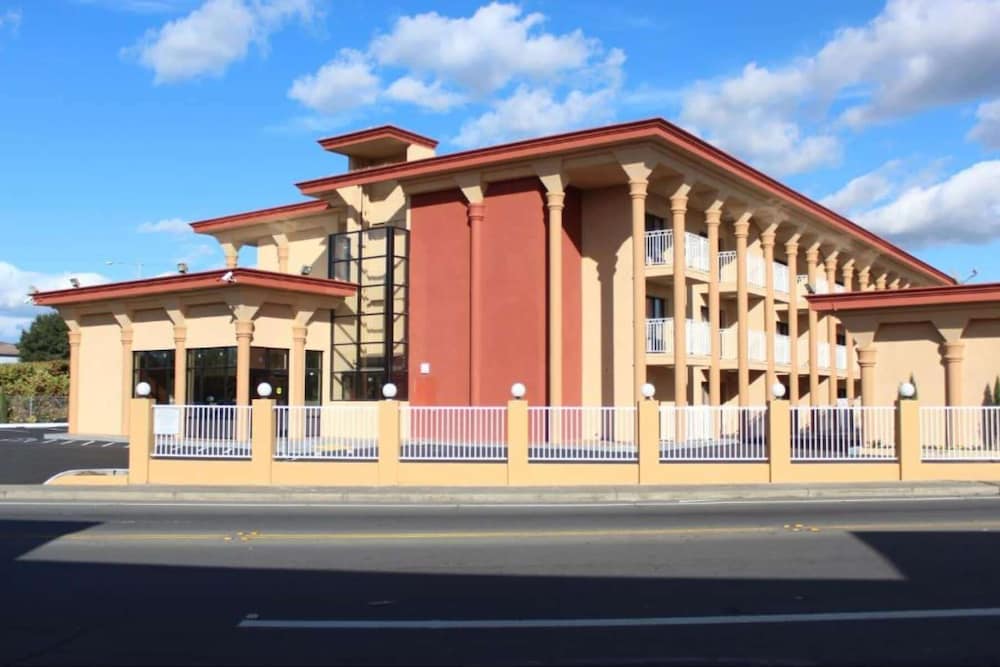 Super 8 by Wyndham Vallejo Napa Valley - featured photo