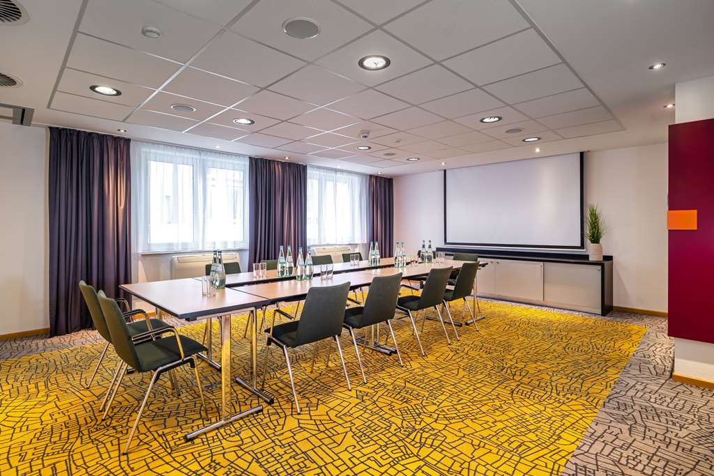 Intellekt 2 in boardroom seating
