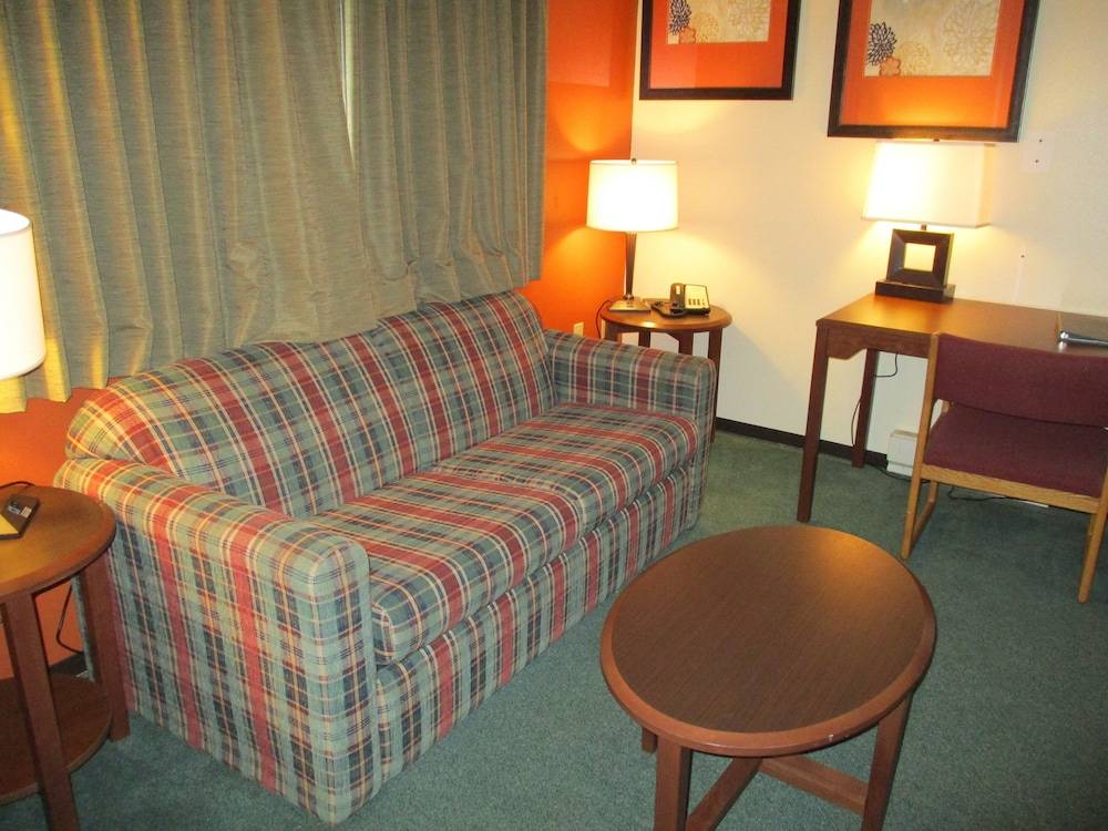 Northwoods Inn & Suites Blackduck - photo 5
