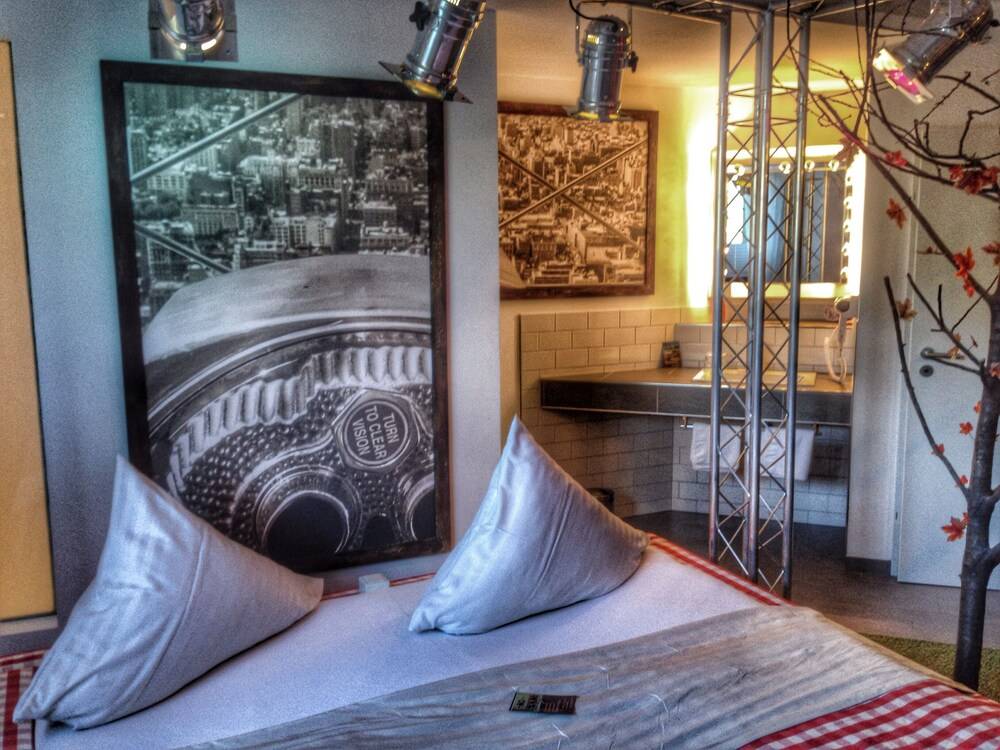 Guestroom