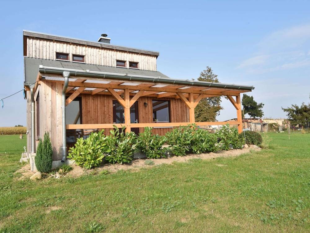 Chalet by Ruehn Lake with BBQ cleaning included