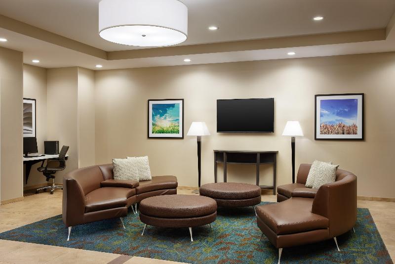 Candlewood Suites Valdosta - photo 4