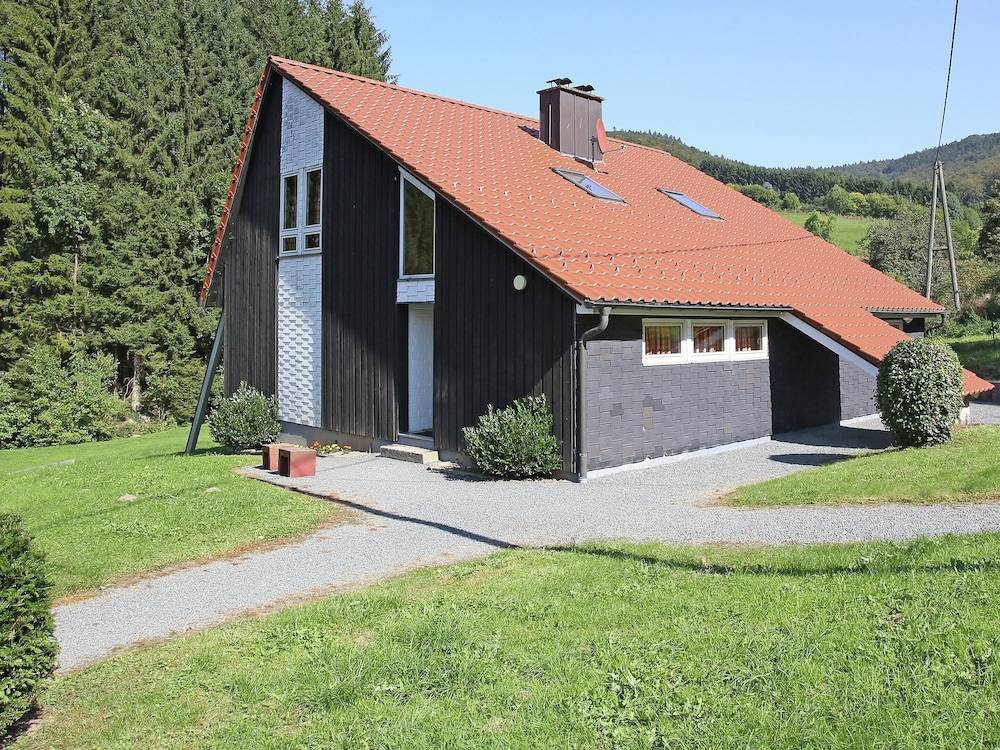 Holiday Home Sauerland Near Ski Trails