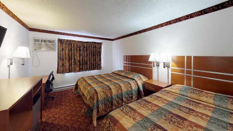 Waconia Inn and Suites - photo 5
