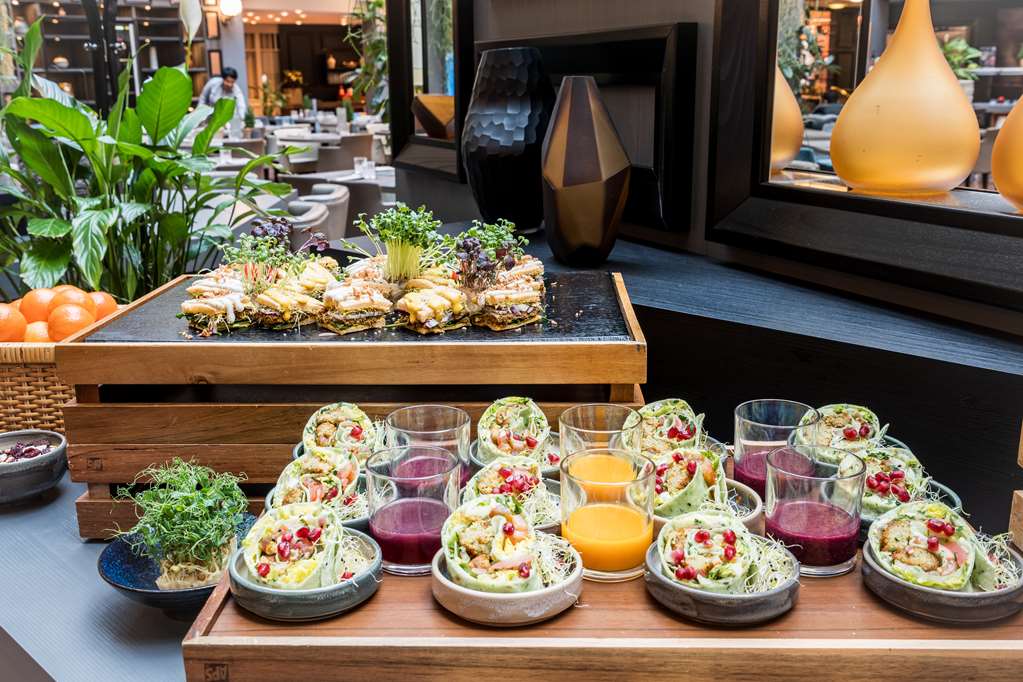 Coffee Break Atrium