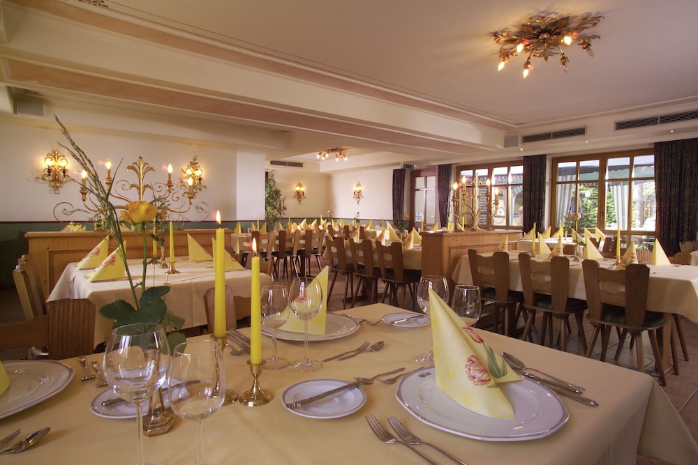 Indoor wedding