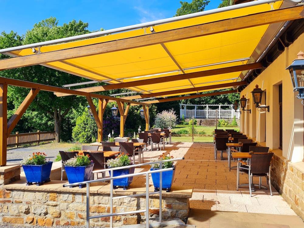Sundeck