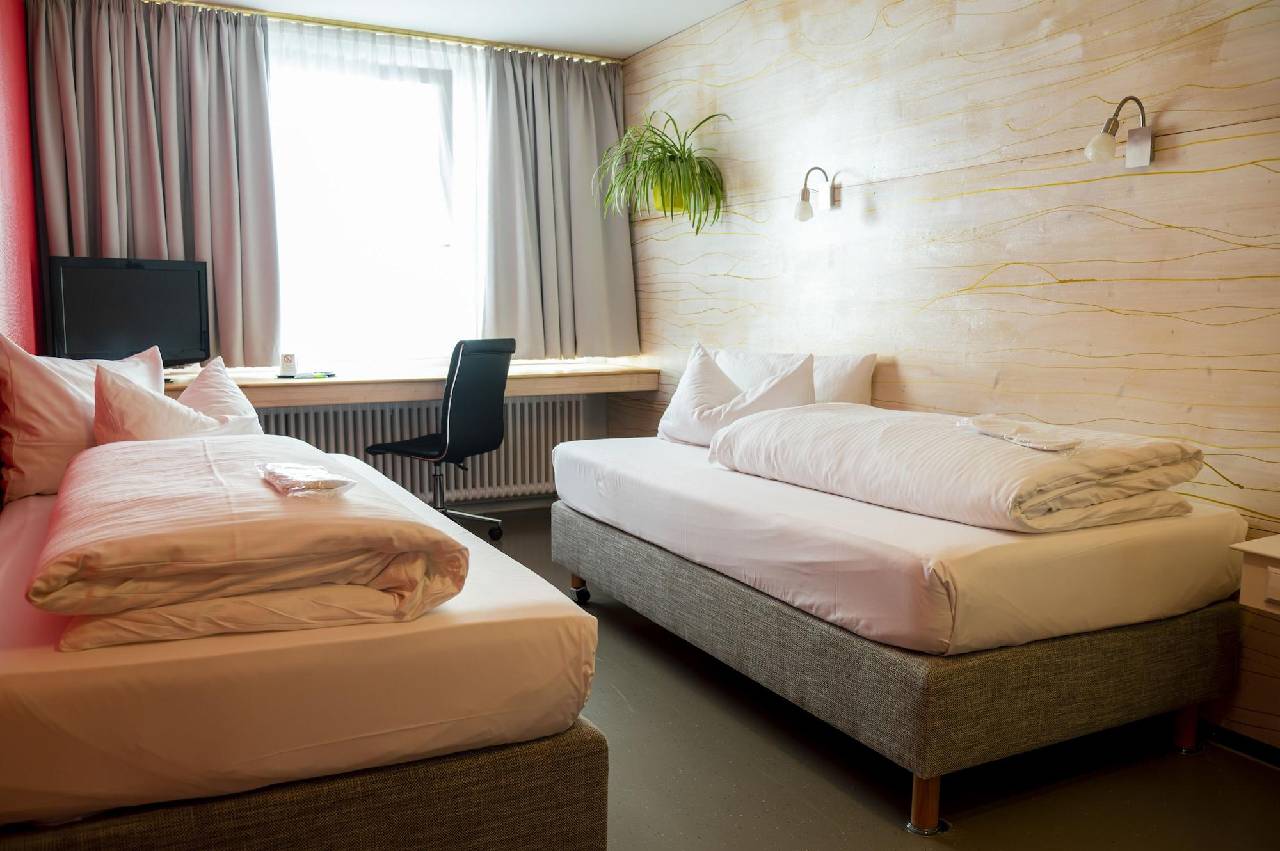 Guest room