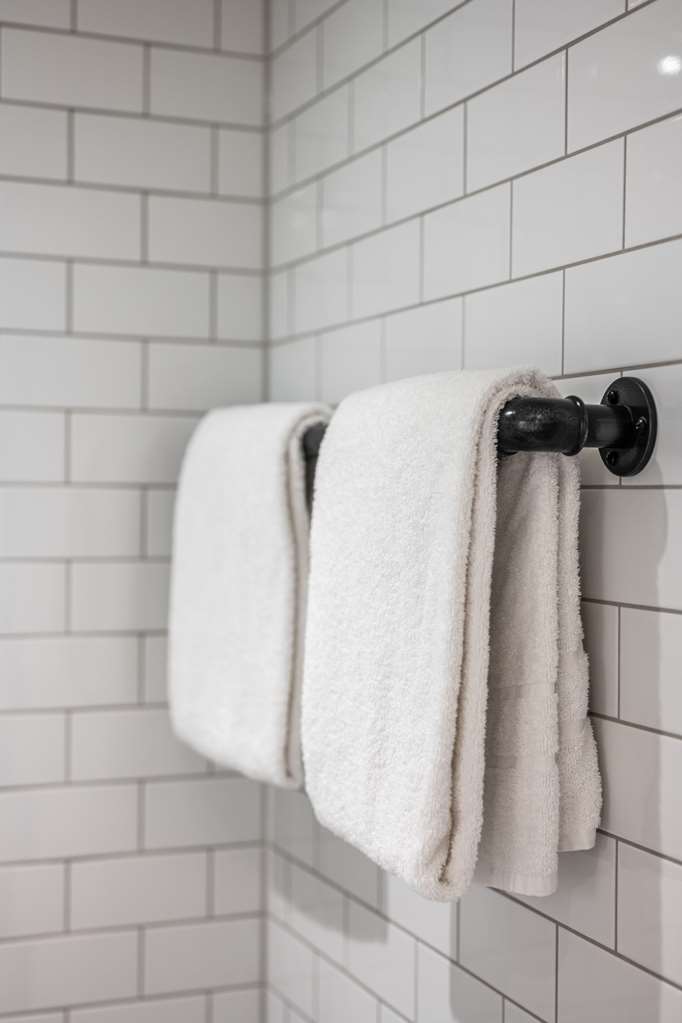 WIE Bathroom dpi