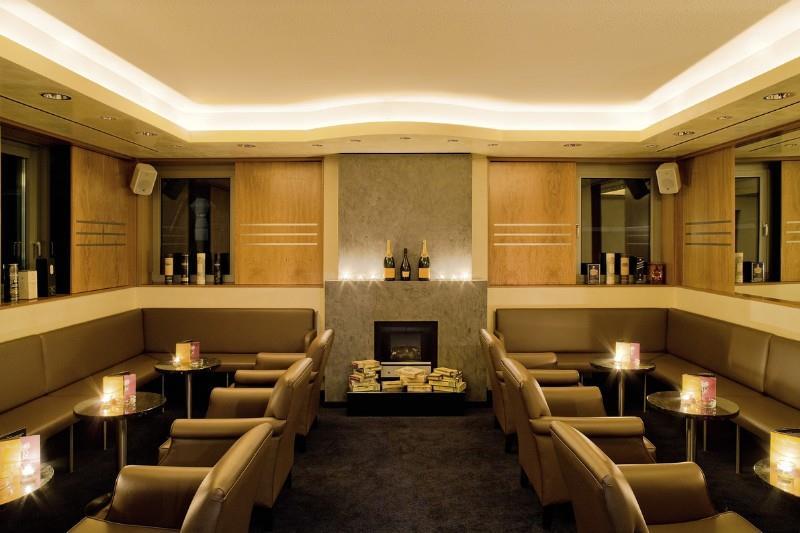 Bar Lounge