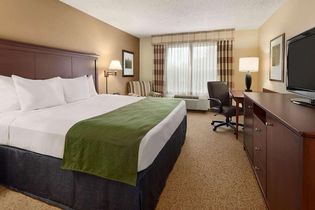 Country Inn & Suites by Radisson Stevens Point WI - photo 4