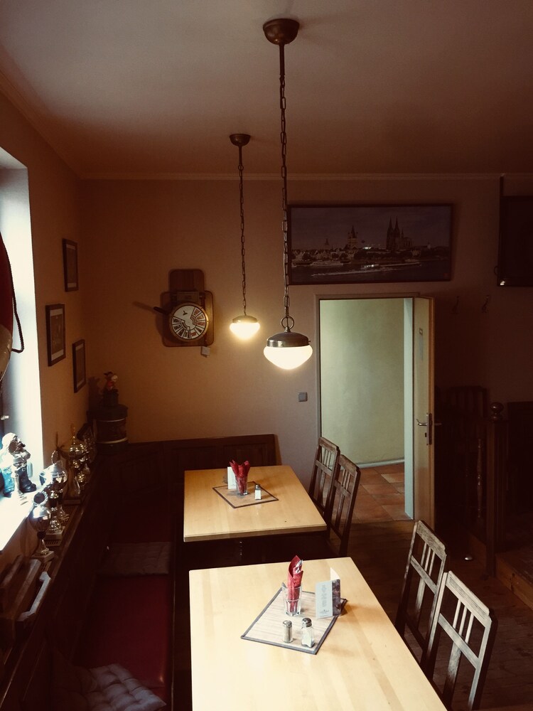 Hotel Bar