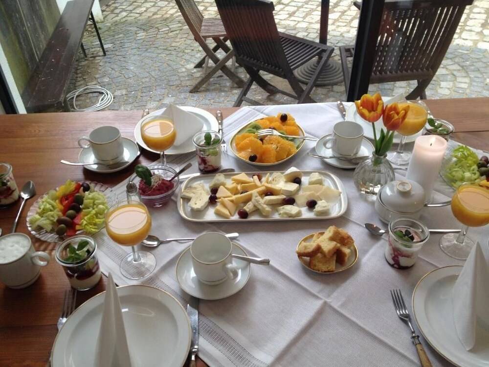 Breakfast meal