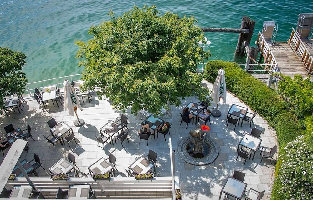 Sundeck