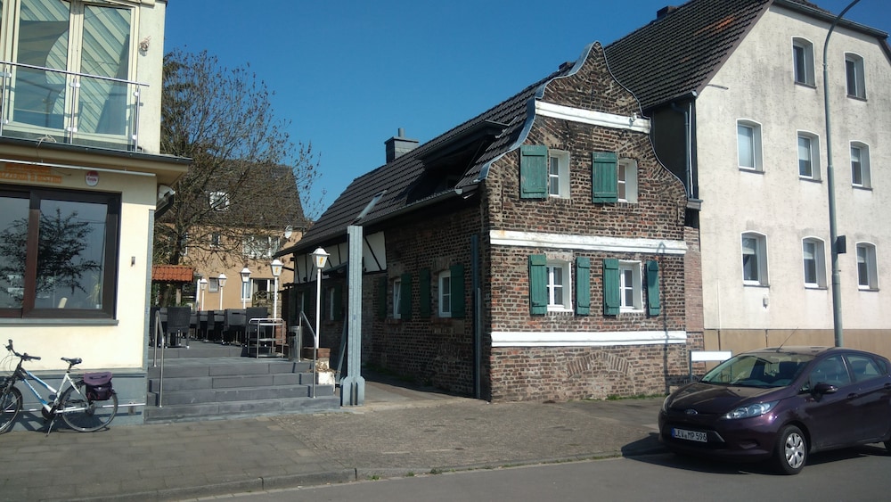Primary image