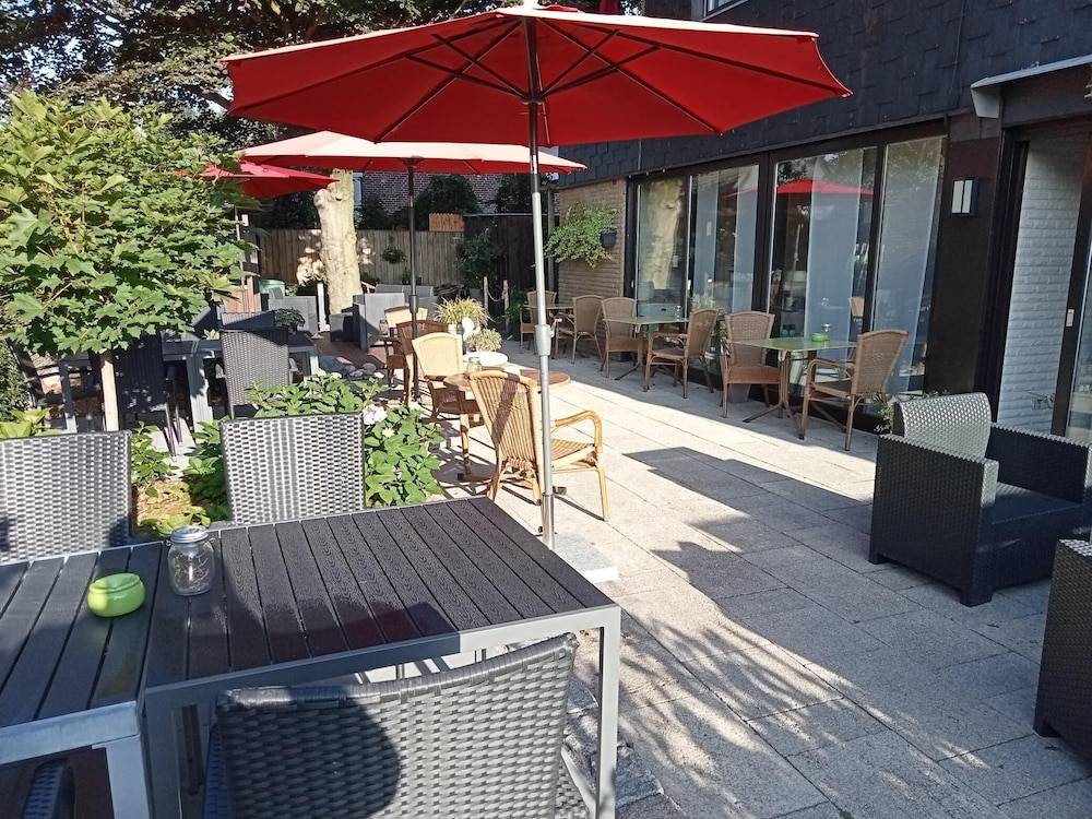 Sundeck
