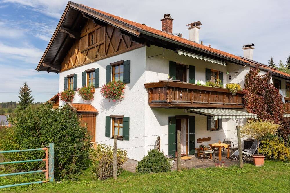 Alpenapartment mit Garten
