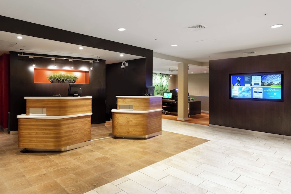 Courtyard by Marriott Dallas Fort Worth Bedford - photo 3