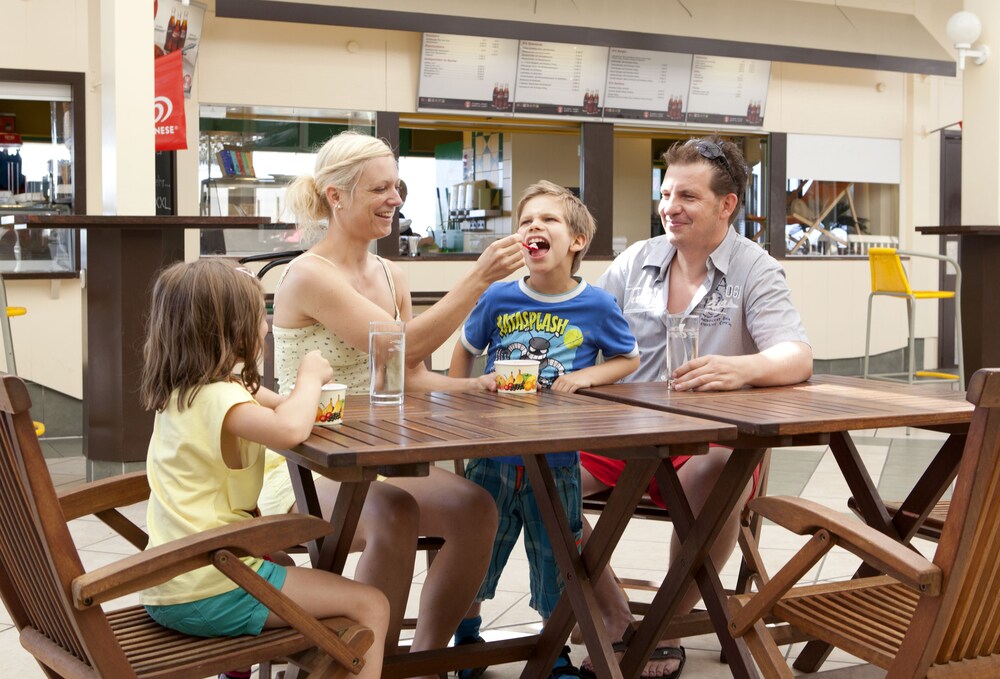 Family Dining