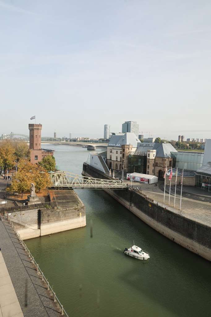 artotel Cologne view