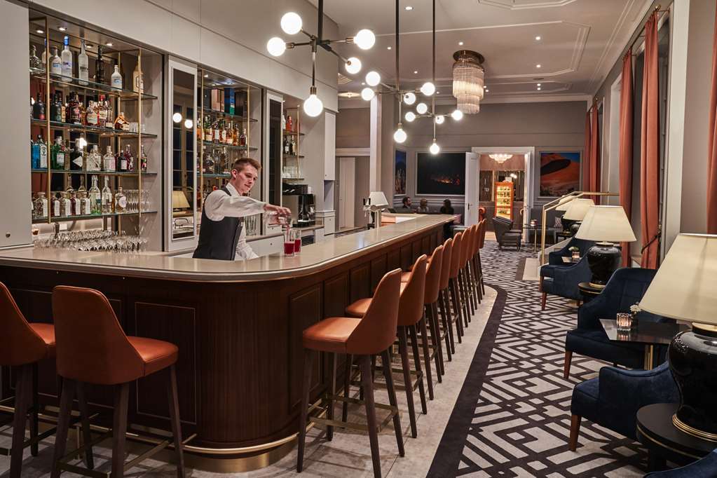 Steigenberger Grandhotel Petersberg, Koenigswinter/Bonn, Germany - Restaurant - Bar