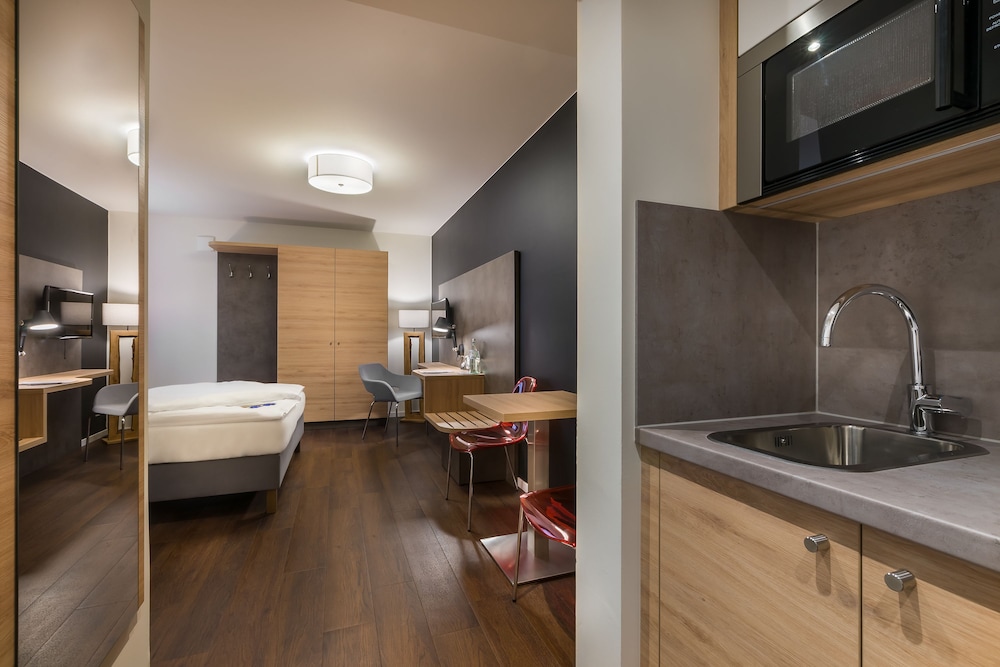 Private kitchenette