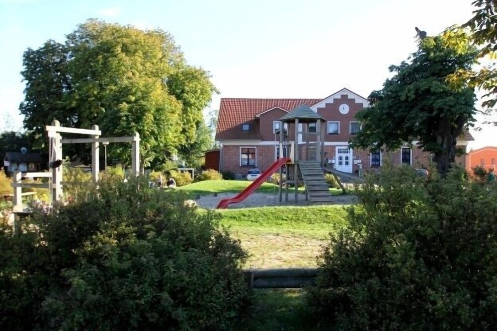 Childrens Play Area - Outdoor