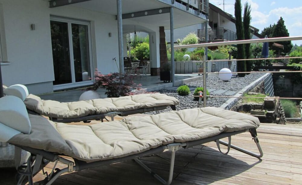 Sundeck