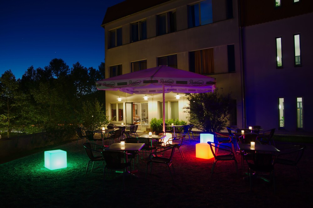 Hotel Bar