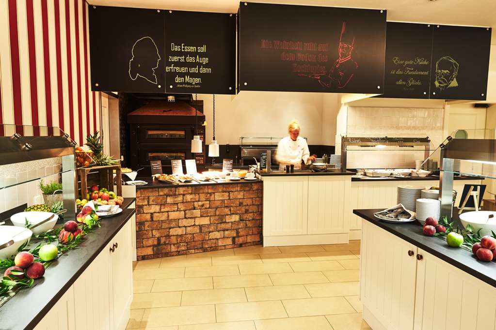 Steigenberger Grandhotel and Spa, Heringsdorf/Usedom, Germany - Restaurant Lilienthal, Live Cooking Station