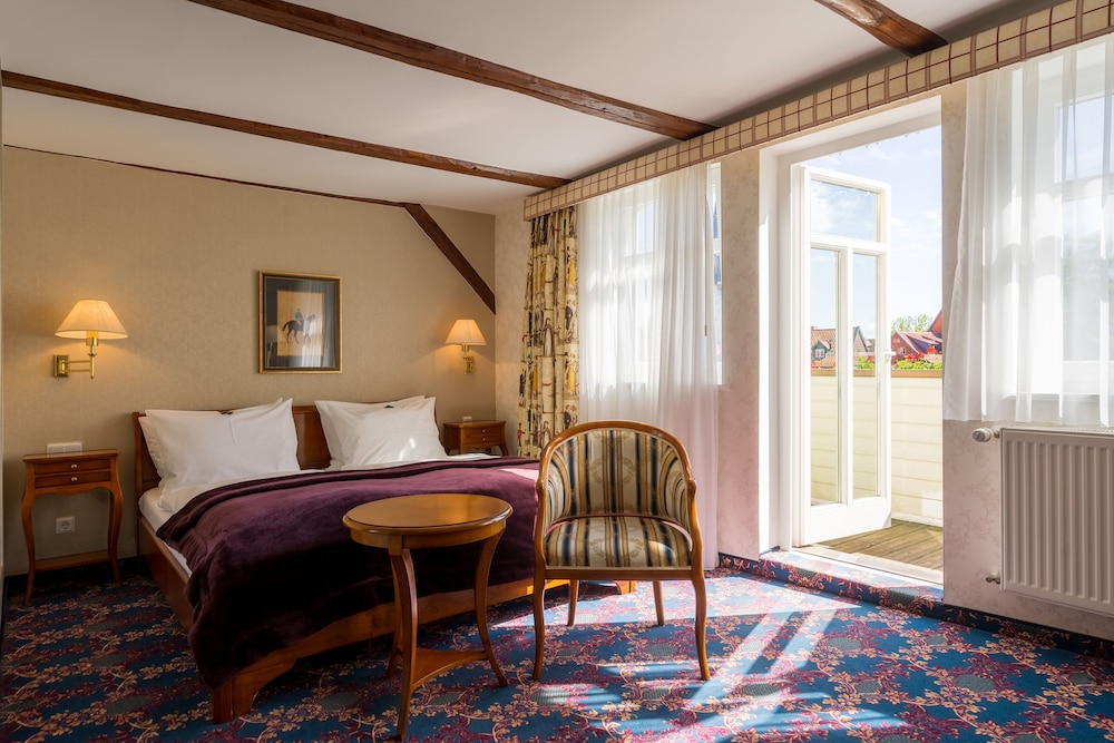 Room amenity