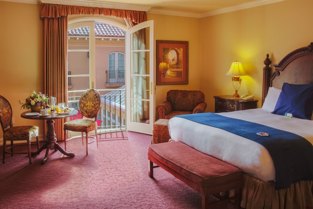Carlton Hotel - photo 2