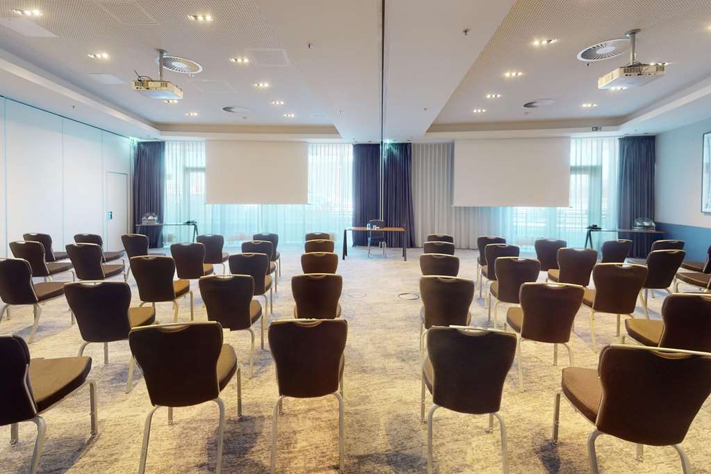 Airport Meeting Rooms