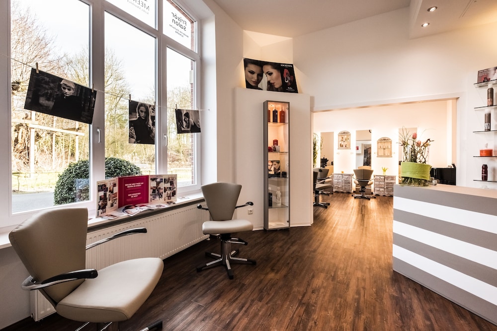 Hair salon