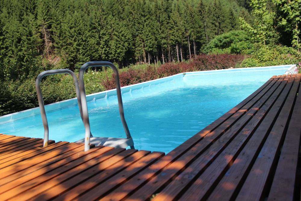 Sundeck