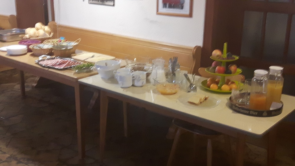 Breakfast buffet
