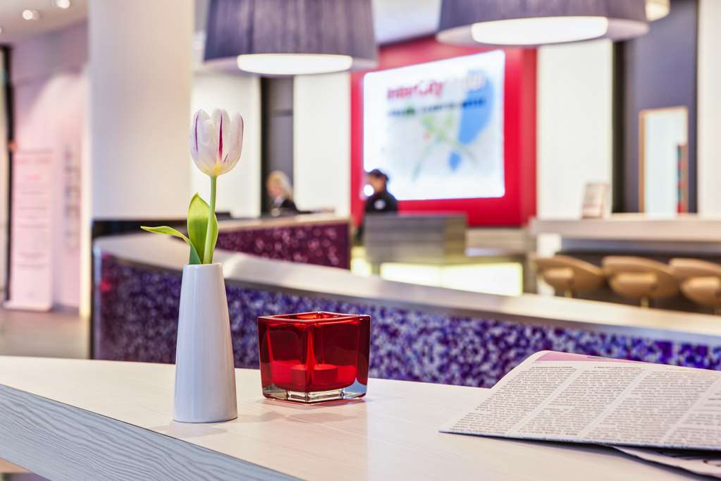 IntercityHotel Hamburg Dammtor-Messe, Germany - Reception/Lobby