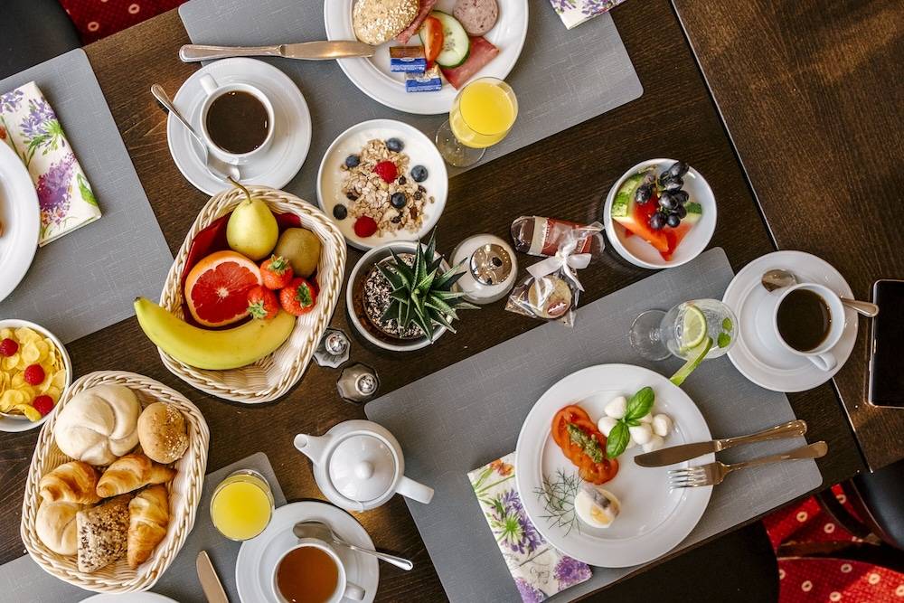 Breakfast buffet