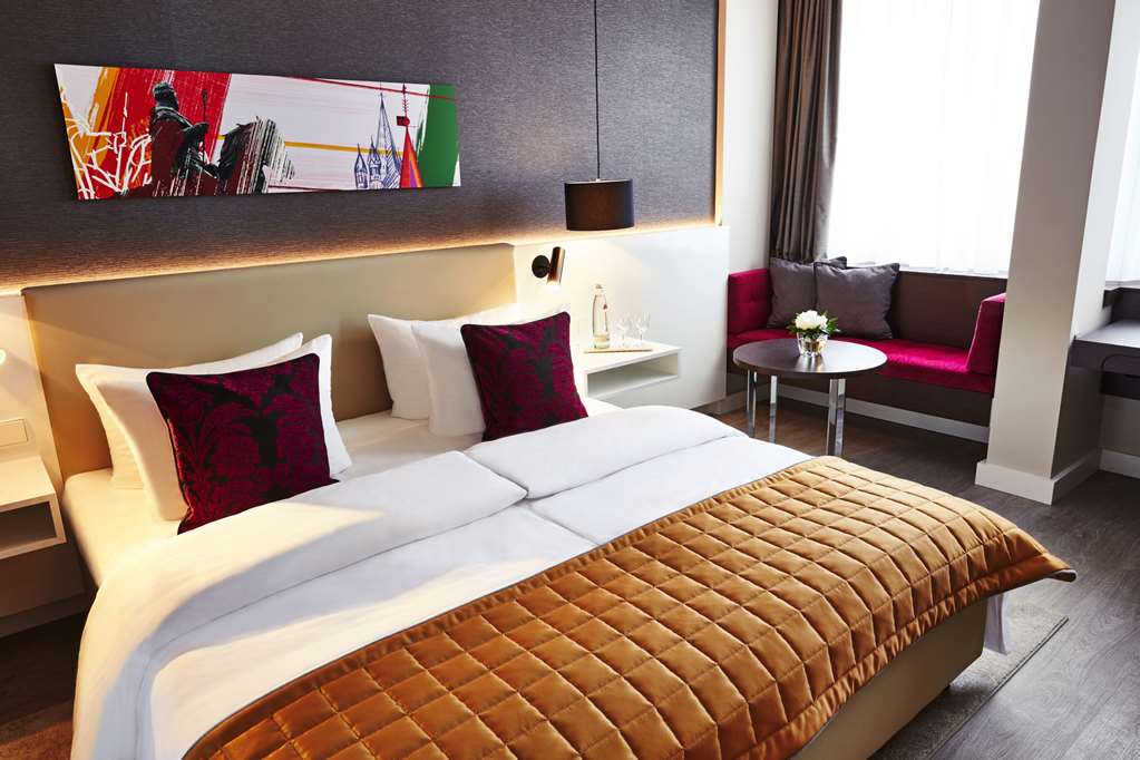 Steigenberger Hotel Koeln, Cologne, Germany - Business room