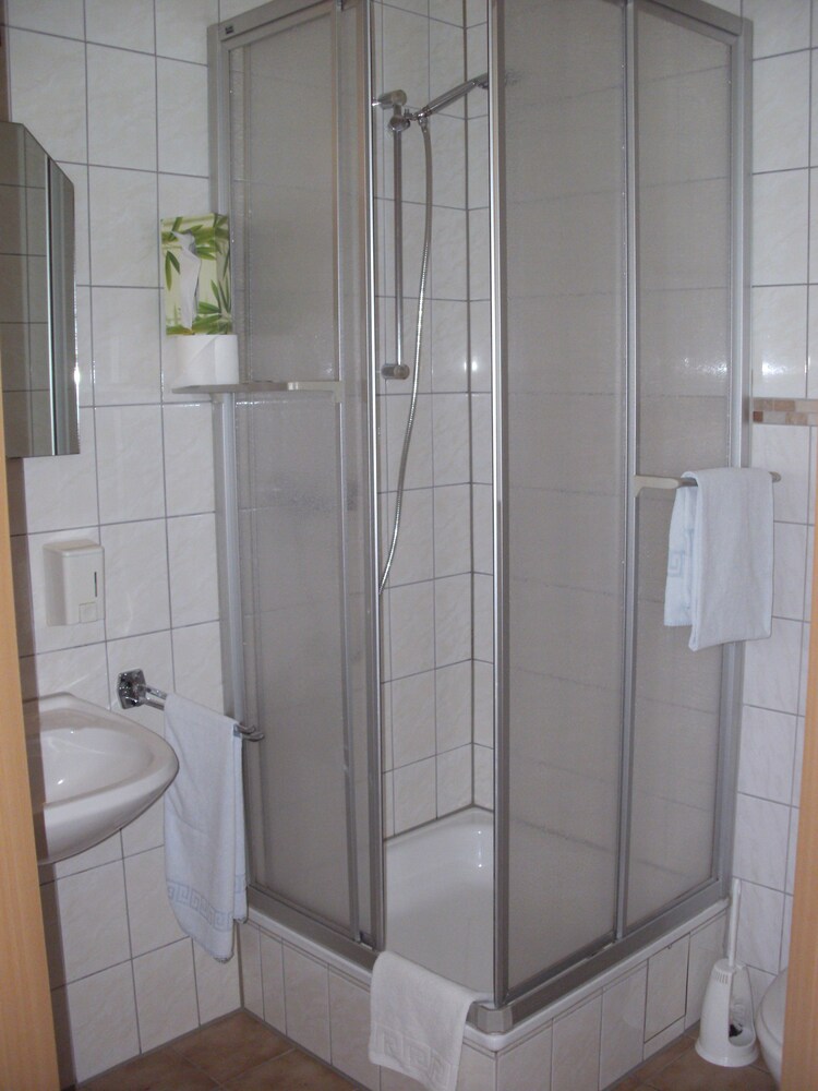 Bathroom shower
