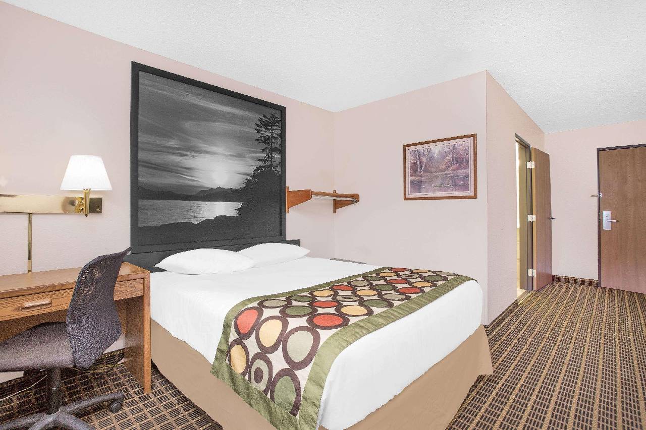 Super 8 by Wyndham Sitka - photo 2
