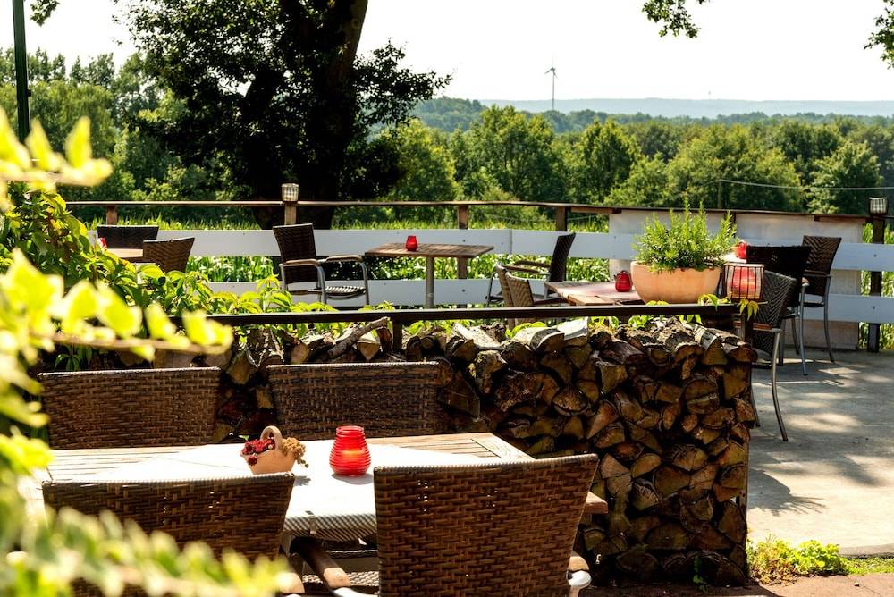 Sundeck