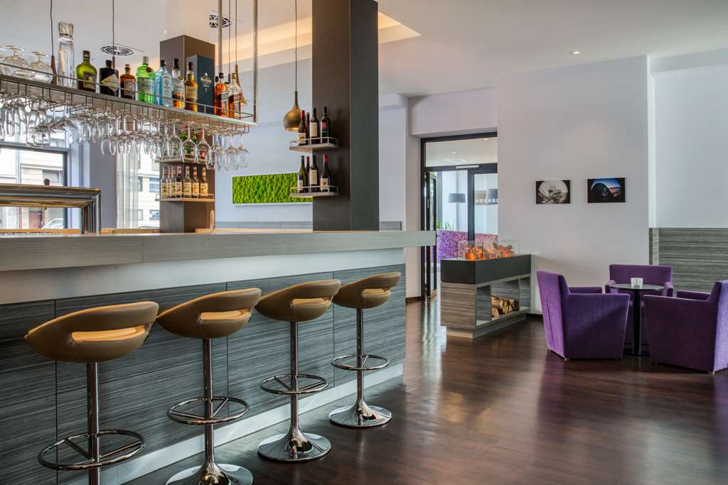 IntercityHotel Hannover, Germany - Bar Lounge