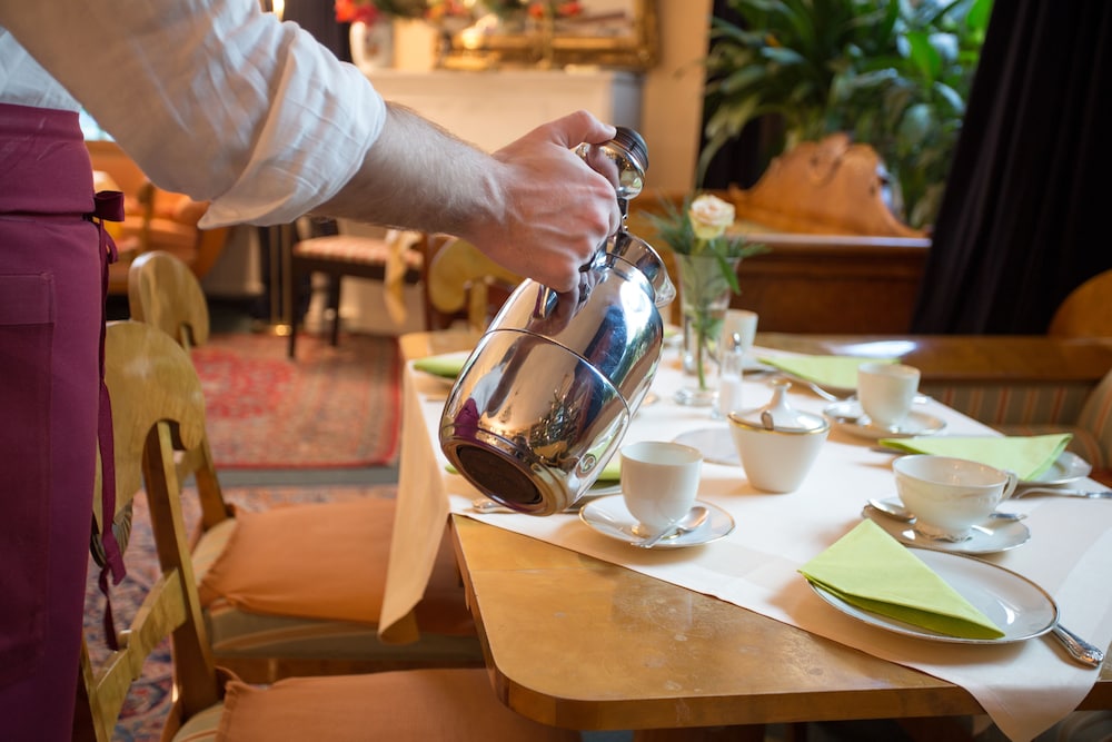 Coffee service