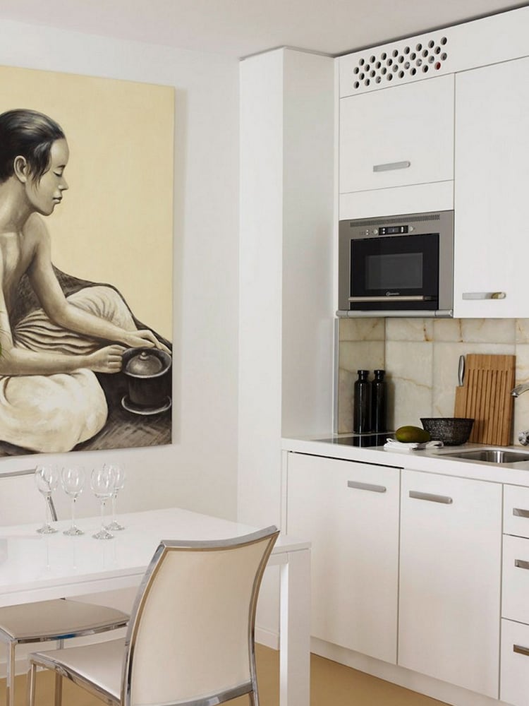 Private kitchenette