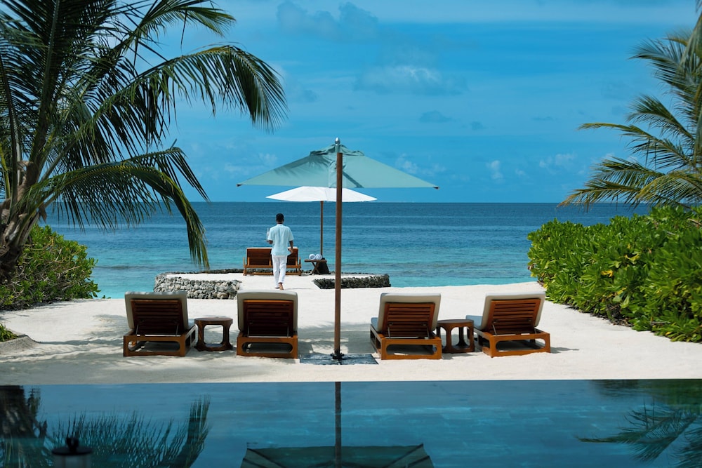 Private pool