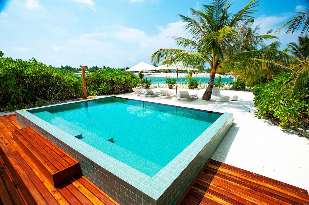 Private pool