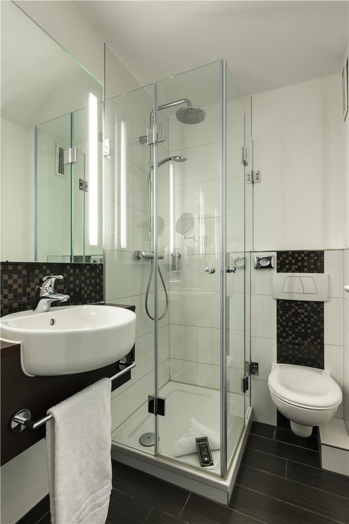 Esplanade Zimmer Badezimmer